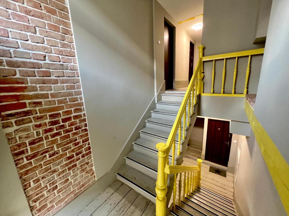 Red&Yellow Apartments Centrum 올슈틴 외부 사진