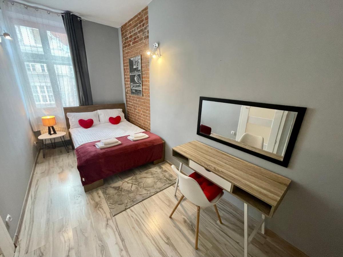 Red&Yellow Apartments Centrum 올슈틴 외부 사진