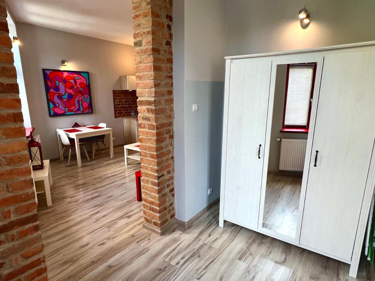 Red&Yellow Apartments Centrum 올슈틴 외부 사진